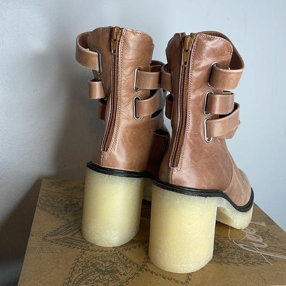 Free People | Jesse Cut Out Boots in English Tan Size Euro 39.5 US 9 NIB - Picture 6 of 10